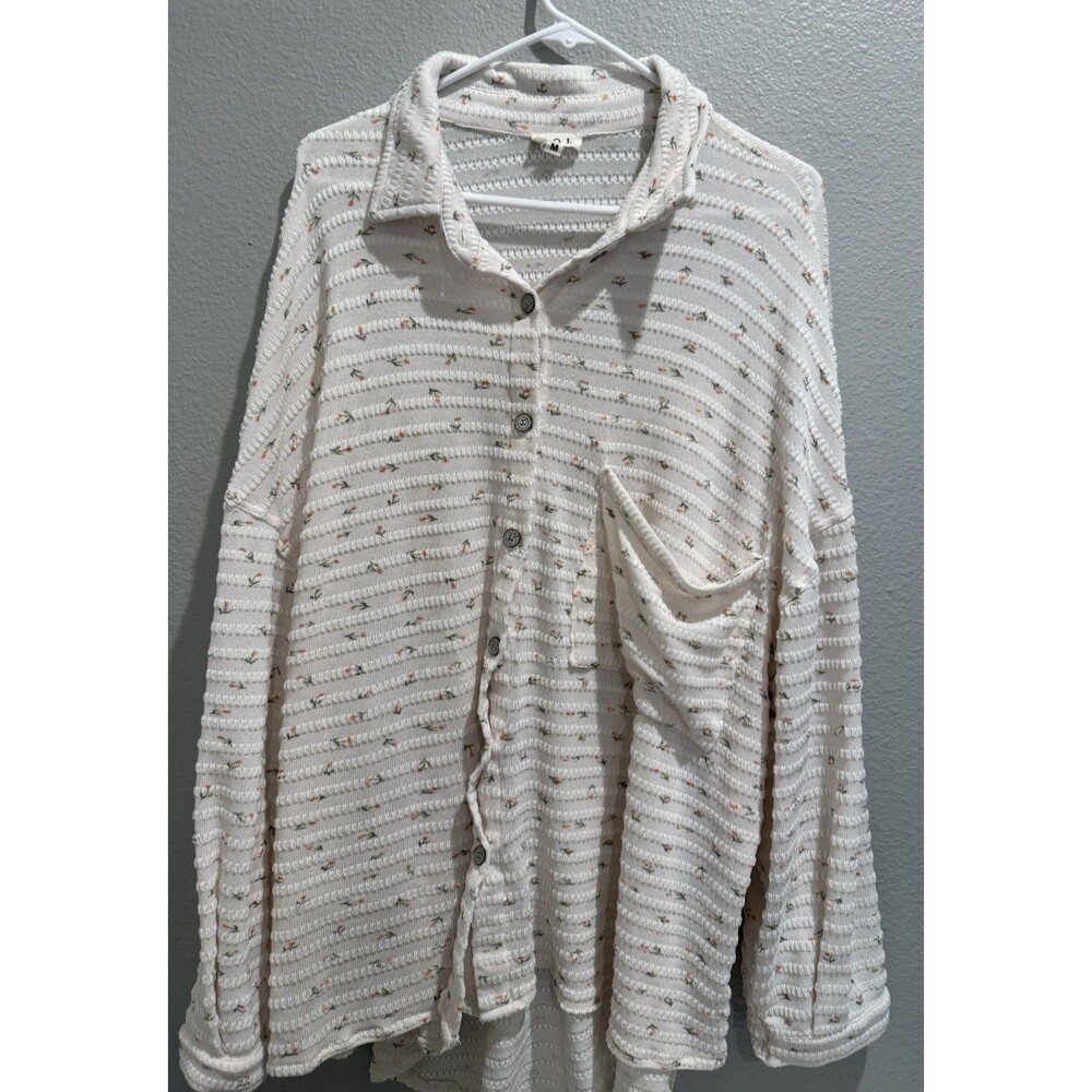 POL Top Medium Floral Cream Button Up Blouse Shacket Medium Boho Oversized
